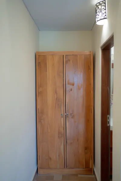 room 1 facilities 08