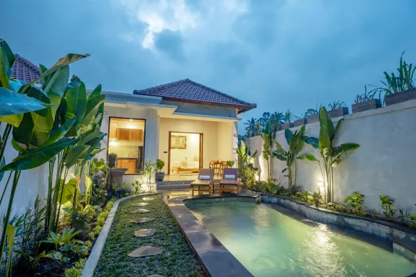 swimmingpool 04