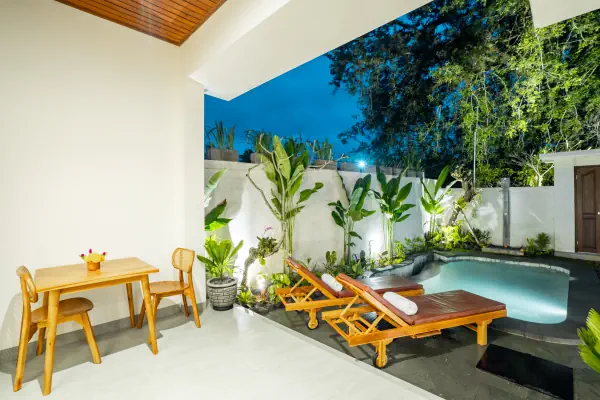 swimmingpool 08
