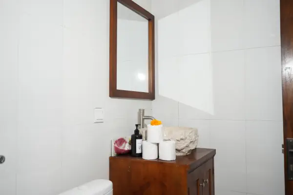 toilet 12