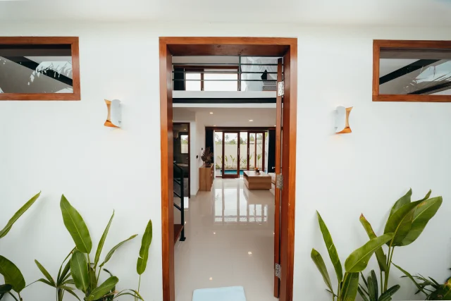 entrance 1