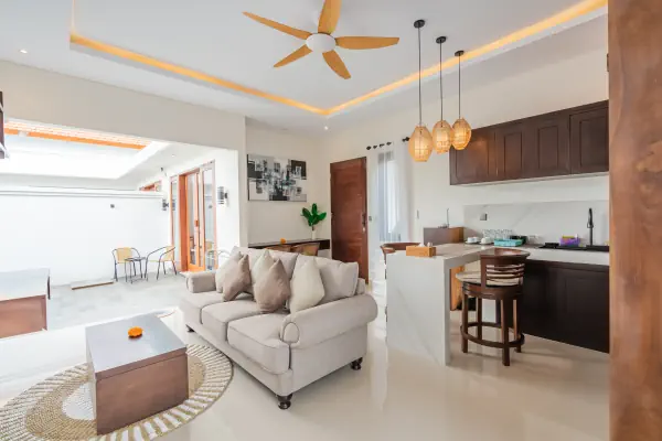 livingroom kitchen 18