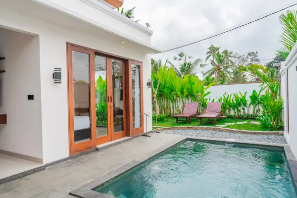 swimmingpool 04