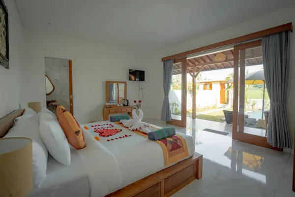 bedroom 12