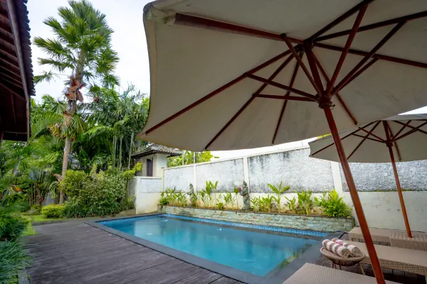 swimmingpool 2