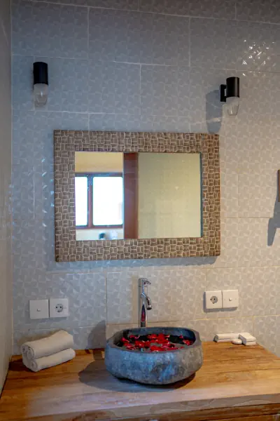 toilet 4